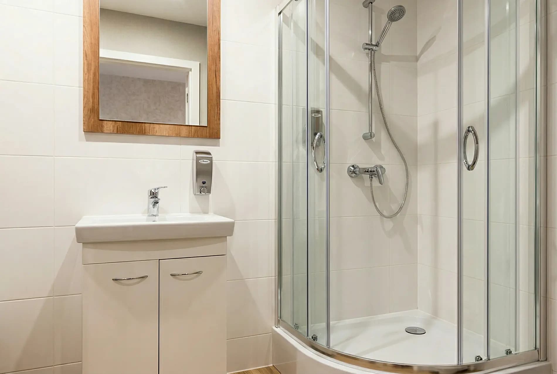 Łazienka z kabiną prysznicową